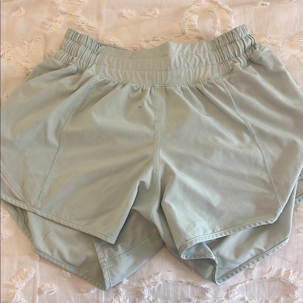 Lululemon hotty hot shorts